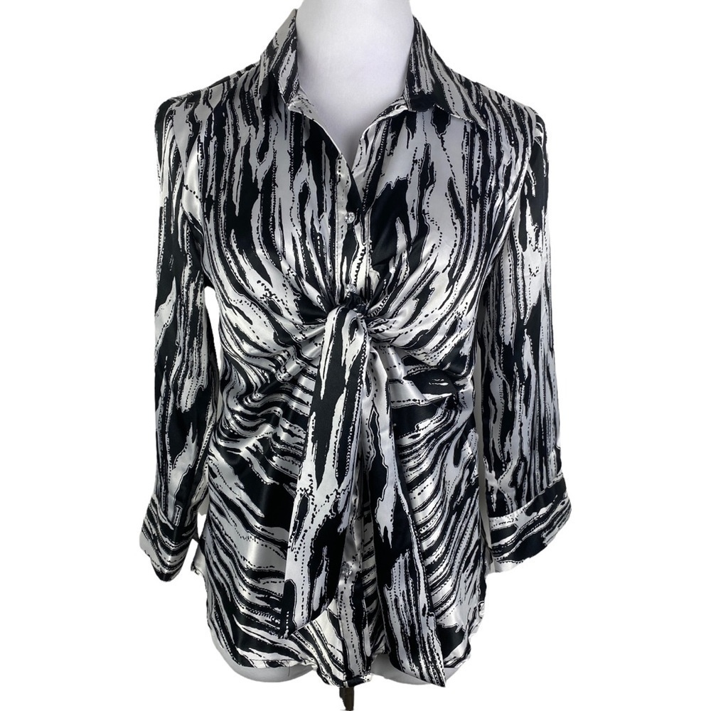 Blue Diamond Abstract Striped Tie Front Button Down Silky Blouse Women's Medium‎